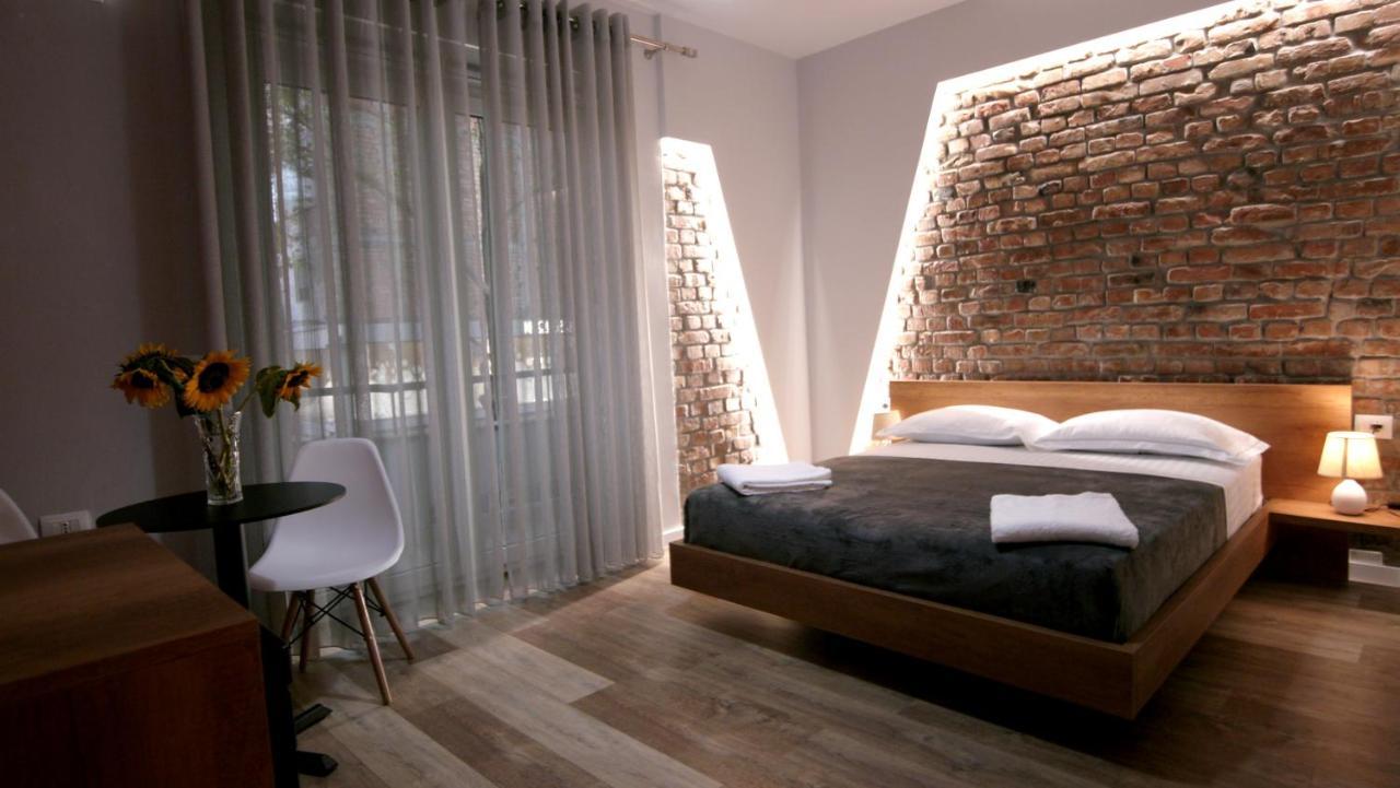Koni'S Studio Apartments Тирана Экстерьер фото
